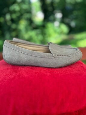 Vionic Gray Suede Slip-On Loafer